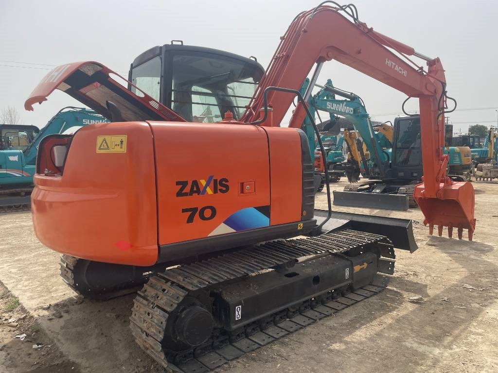 Hitachi ZX 70 - Beltegraver: bilde 4 Hitachi ZX 70 - Beltegraver: bilde 4