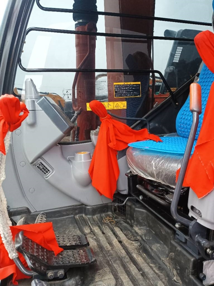 Hitachi ZX70 - Beltegraver: bilde 4 Hitachi ZX70 - Beltegraver: bilde 4