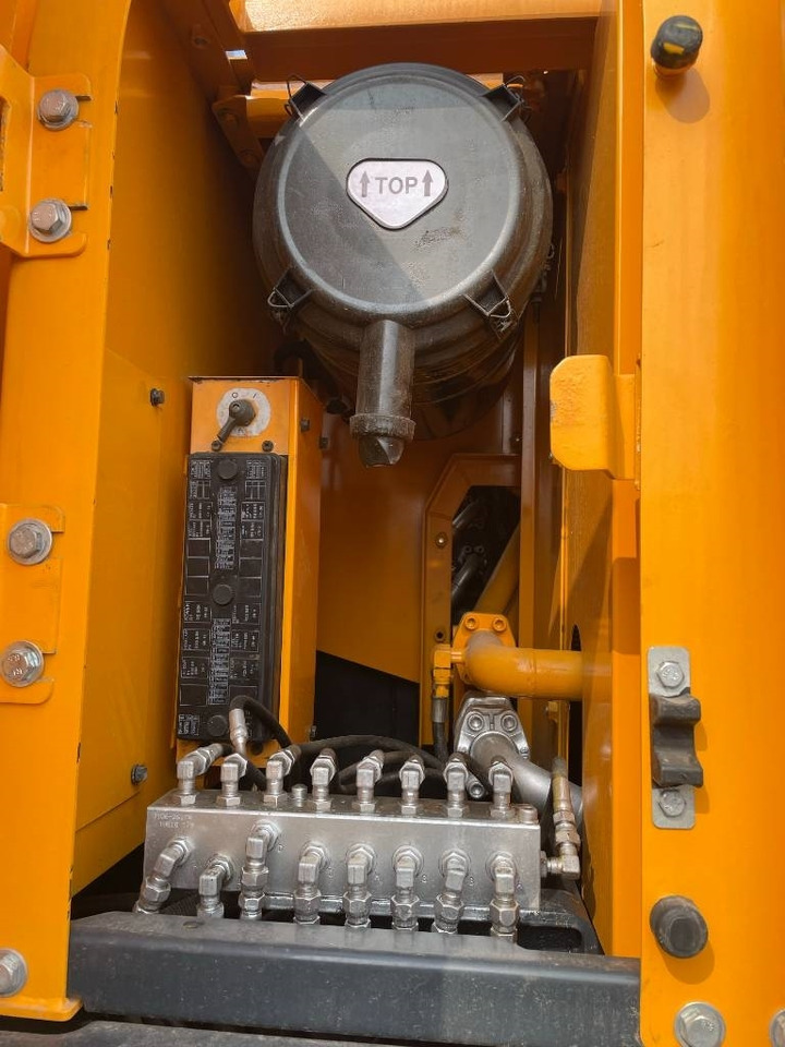 Hyundai 225LC-9S - Beltegraver: bilde 3 Hyundai 225LC-9S - Beltegraver: bilde 3