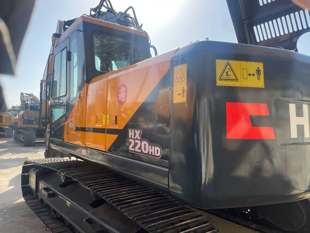 Hyundai HX 220 - Beltegraver: bilde 5 Hyundai HX 220 - Beltegraver: bilde 5