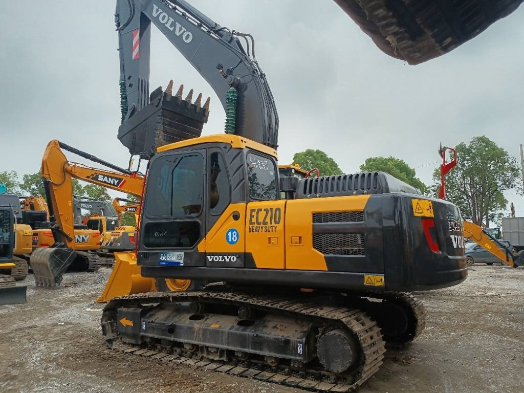 Volvo EC 210 - Beltegraver: bilde 2 Volvo EC 210 - Beltegraver: bilde 2