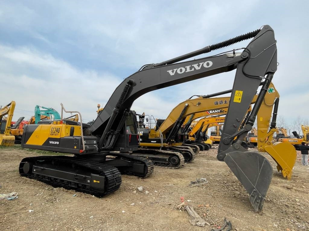 Volvo EC 240 - Beltegraver: bilde 1 Volvo EC 240 - Beltegraver: bilde 1