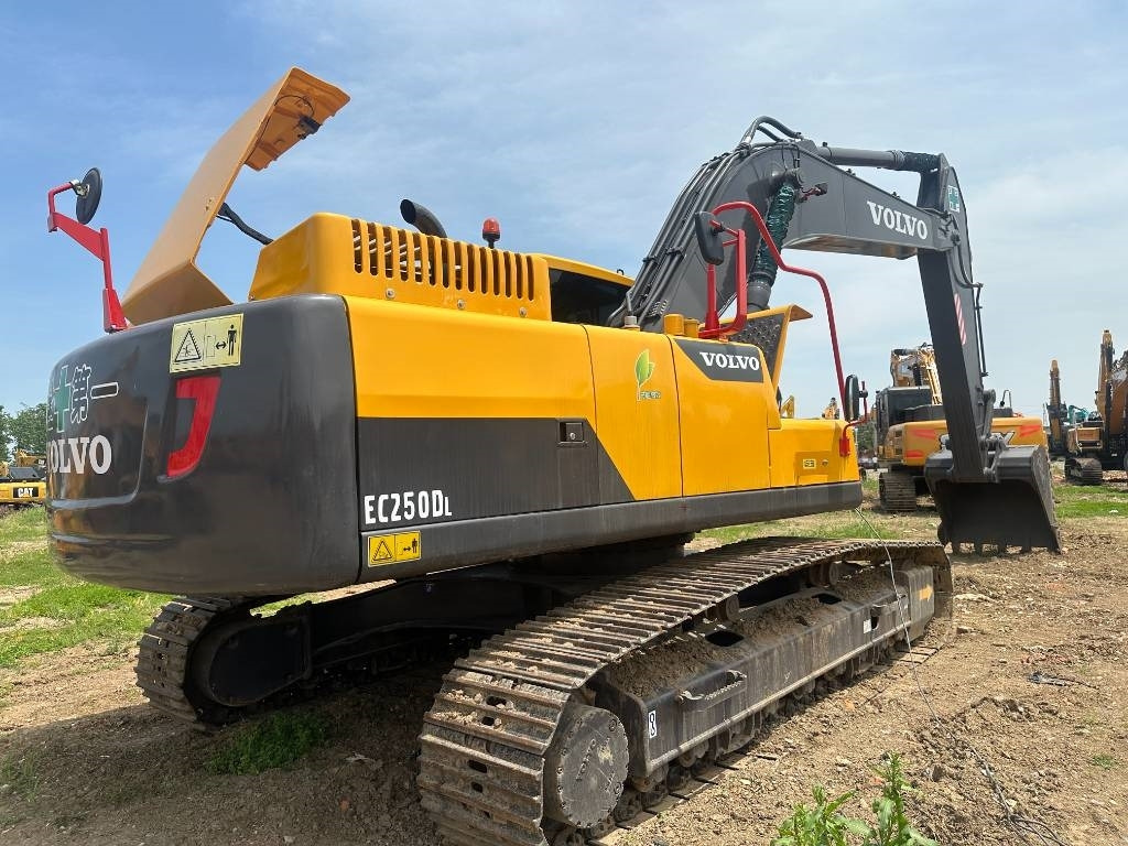 Volvo EC 250 D L - Beltegraver: bilde 5 Volvo EC 250 D L - Beltegraver: bilde 5