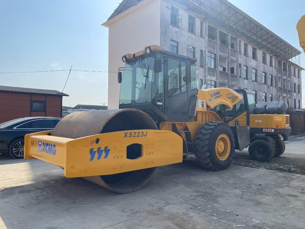 XCMG XS 223 J - Kompaktor: bilde 1 XCMG XS 223 J - Kompaktor: bilde 1