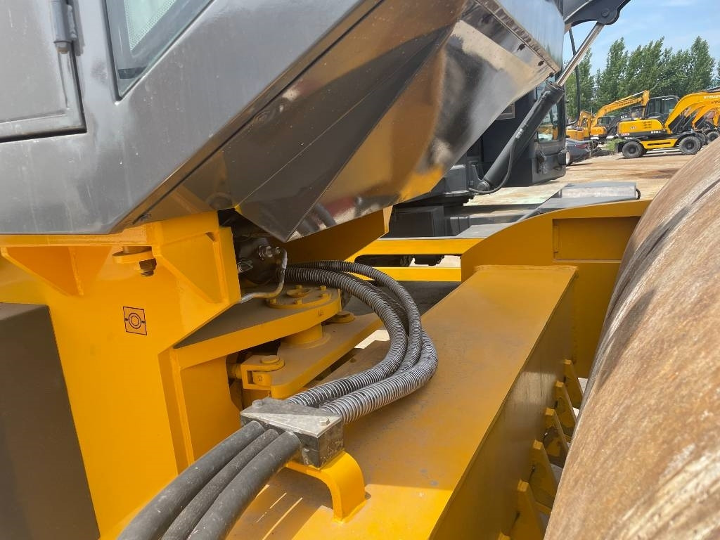 XCMG XS 223 J  - Kompaktor: bilde 3 XCMG XS 223 J  - Kompaktor: bilde 3