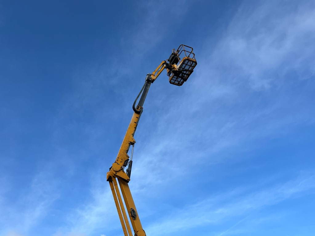 Leie HAULOTTE 16 RTJ PRO, 4x4, 3390 mth HAULOTTE 16 RTJ PRO, 4x4, 3390 mth: bilde 16