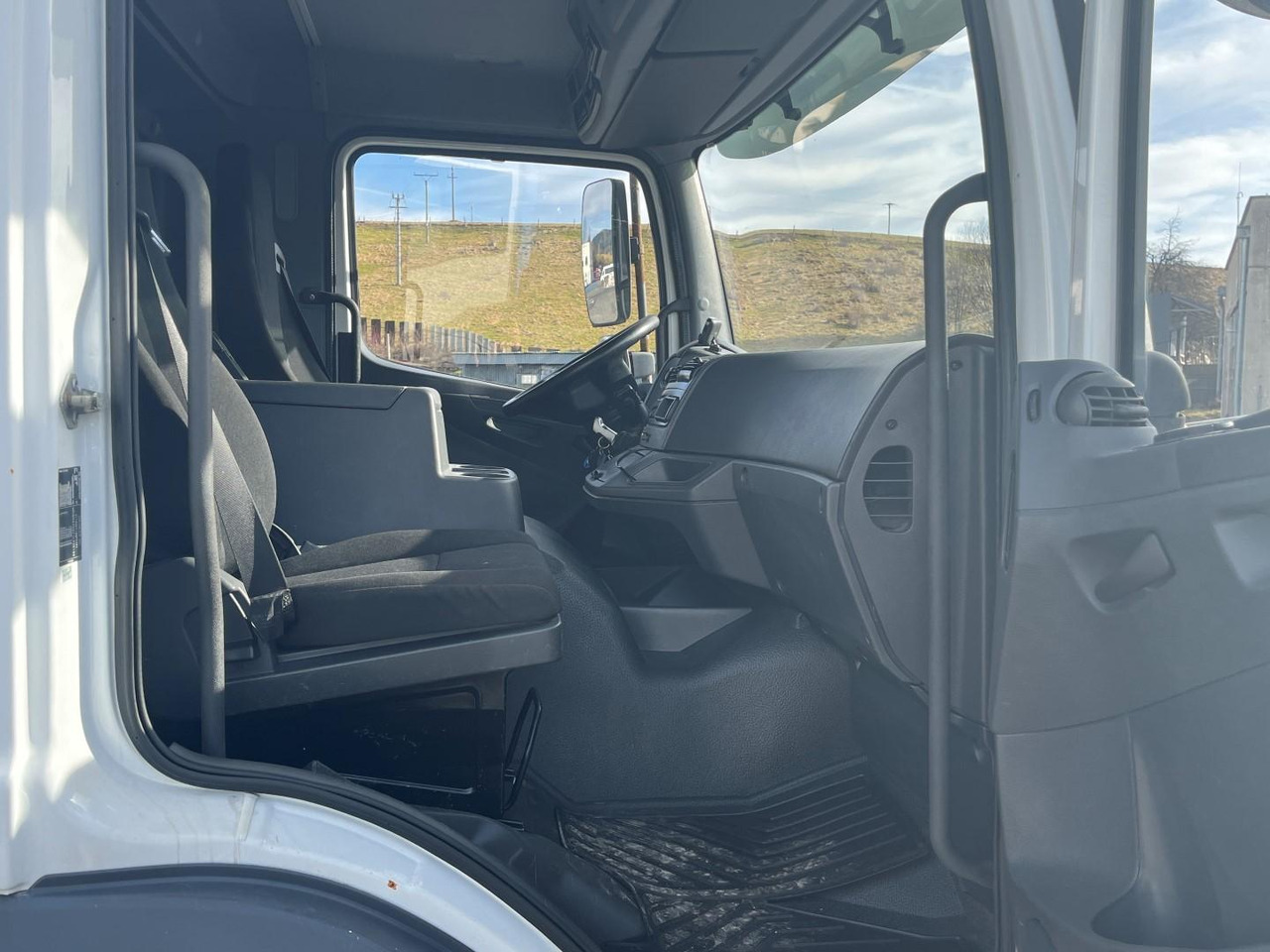 Planbil, Kranbil Mercedes truck ATEGO, 1527, Crane HMF 1120 - K5: bilde 18