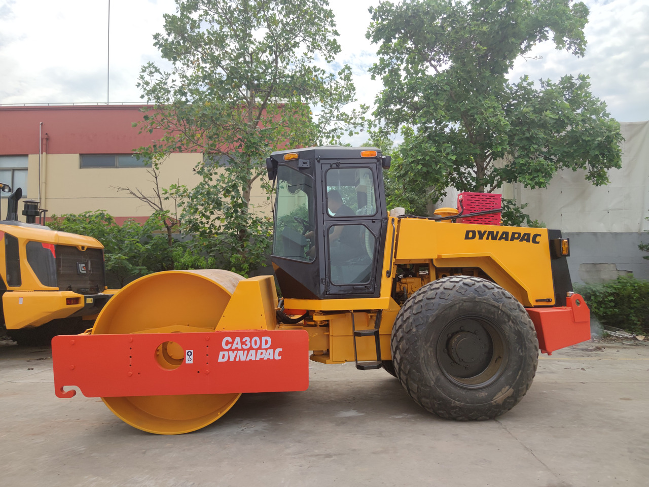 DYNAPAC CA30D USED ROAD ROLLER - Kompaktor: bilde 4 DYNAPAC CA30D USED ROAD ROLLER - Kompaktor: bilde 4