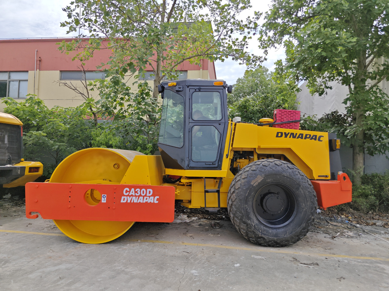 DYNAPAC CA30D USED ROAD ROLLER - Kompaktor: bilde 1 DYNAPAC CA30D USED ROAD ROLLER - Kompaktor: bilde 1