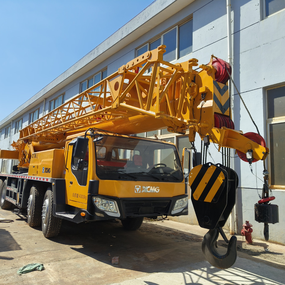 XCMG QY70K 70ton used truck crane - Mobilkran: bilde 1 XCMG QY70K 70ton used truck crane - Mobilkran: bilde 1