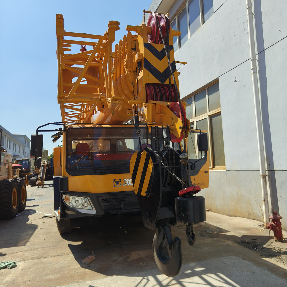 XCMG QY70K 70ton used truck crane - Mobilkran: bilde 4 XCMG QY70K 70ton used truck crane - Mobilkran: bilde 4