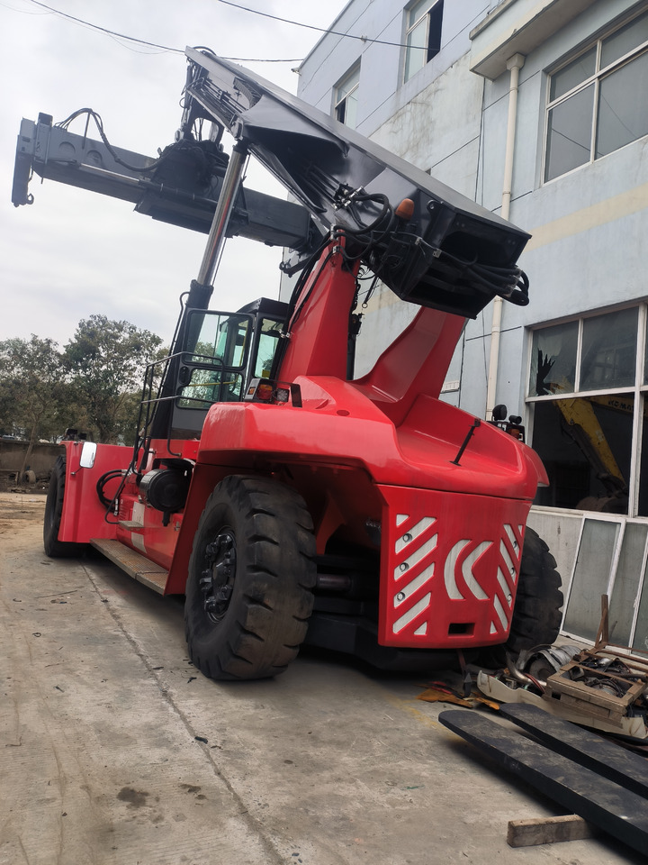 Kalmar DRF450 Used Reach stacker/Container forklift - Reachstackere: bilde 2 Kalmar DRF450 Used Reach stacker/Container forklift - Reachstackere: bilde 2