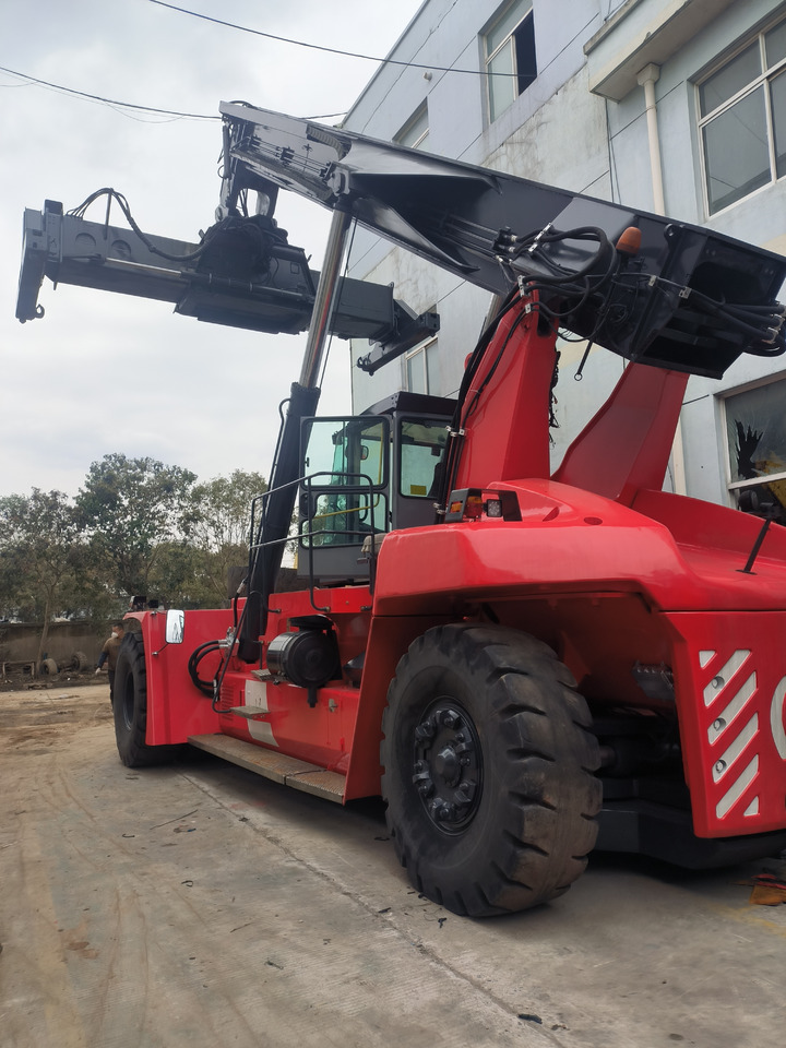Kalmar DRF450 Used Reach stacker/Container forklift - Reachstackere: bilde 5 Kalmar DRF450 Used Reach stacker/Container forklift - Reachstackere: bilde 5
