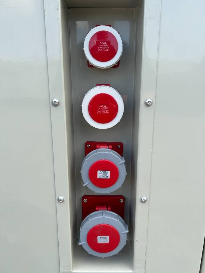 Iveco 13TE3A - 440 kVA Generator - DPX-19796 - Elektrisk generator: bilde 5 Iveco 13TE3A - 440 kVA Generator - DPX-19796 - Elektrisk generator: bilde 5