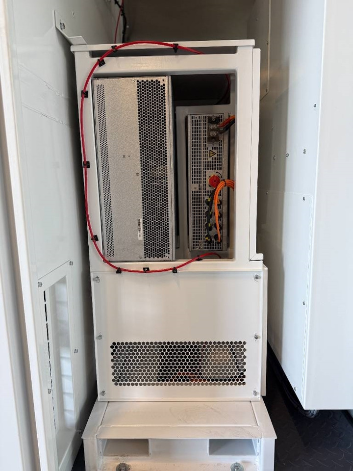 Ny Elektrisk generator PES100 Hybrid Energy System - 125 kVA - 115.2 kWh: bilde 17