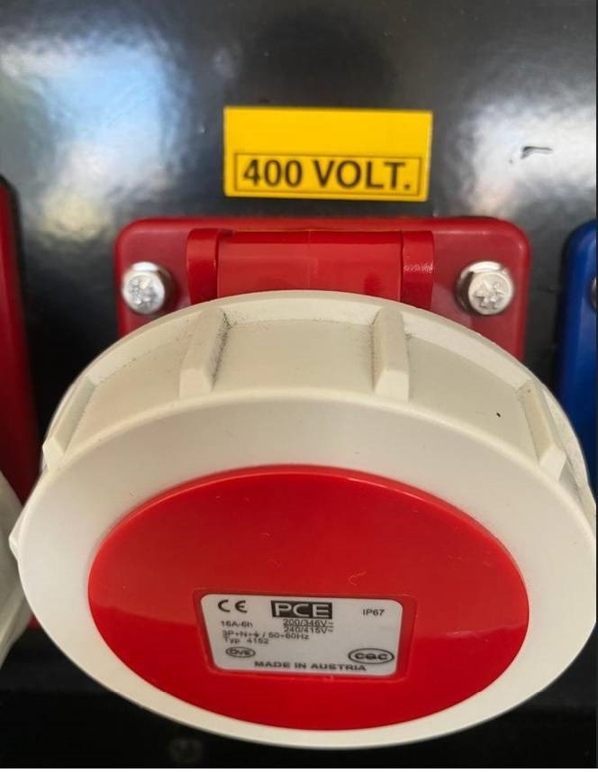Socket Box 75-160 kVA - 63A - 32A - 2x 16A - IP8X - Anleggsmaskiner: bilde 5 Socket Box 75-160 kVA - 63A - 32A - 2x 16A - IP8X - Anleggsmaskiner: bilde 5