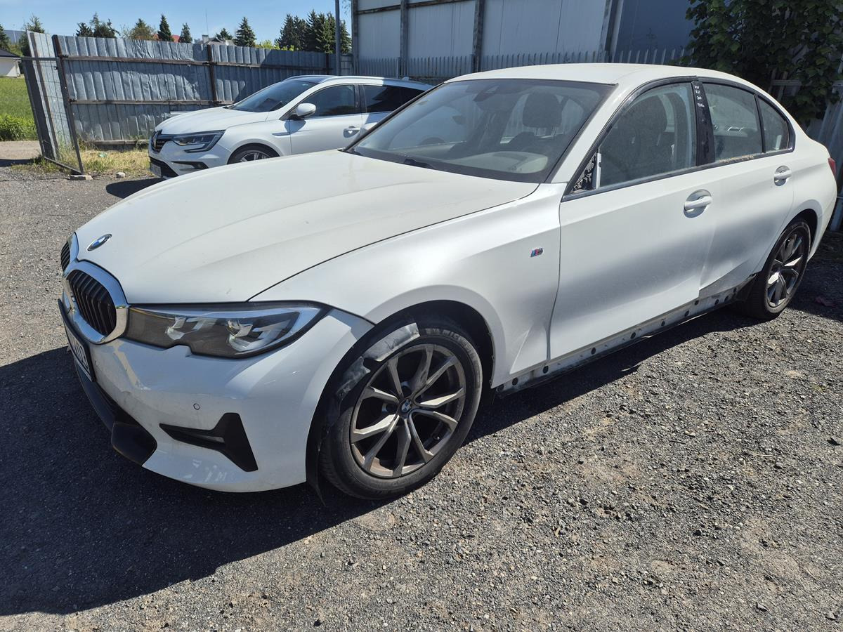 BMW 318 I SPORT LINE SEDAN - Sedan: bilde 2 BMW 318 I SPORT LINE SEDAN - Sedan: bilde 2