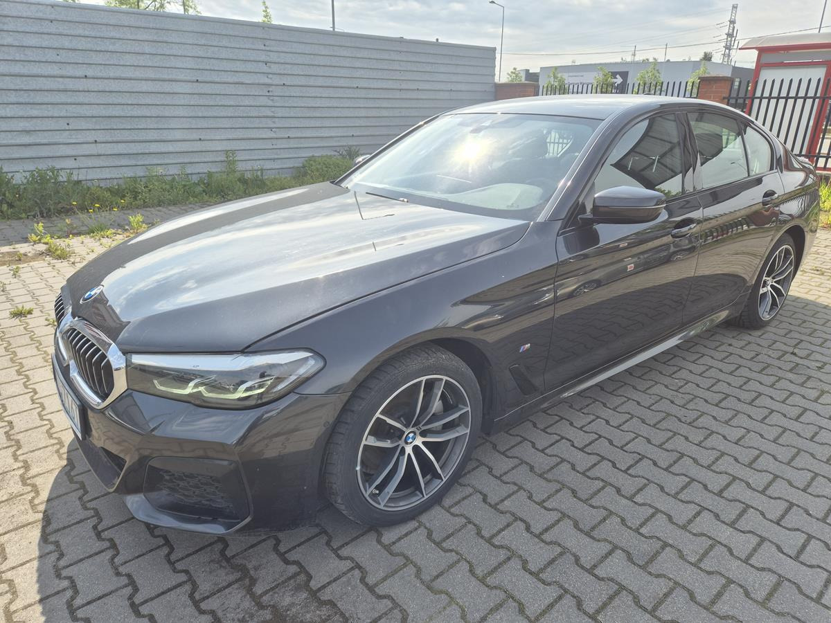 BMW 520D XDRIVE SEDAN - Sedan: bilde 2 BMW 520D XDRIVE SEDAN - Sedan: bilde 2