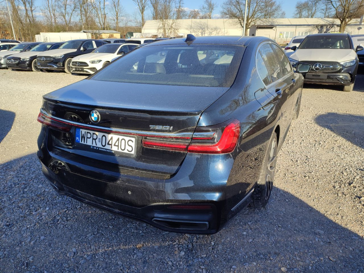 BMW 750I XDRIVE SEDAN - Sedan: bilde 3 BMW 750I XDRIVE SEDAN - Sedan: bilde 3
