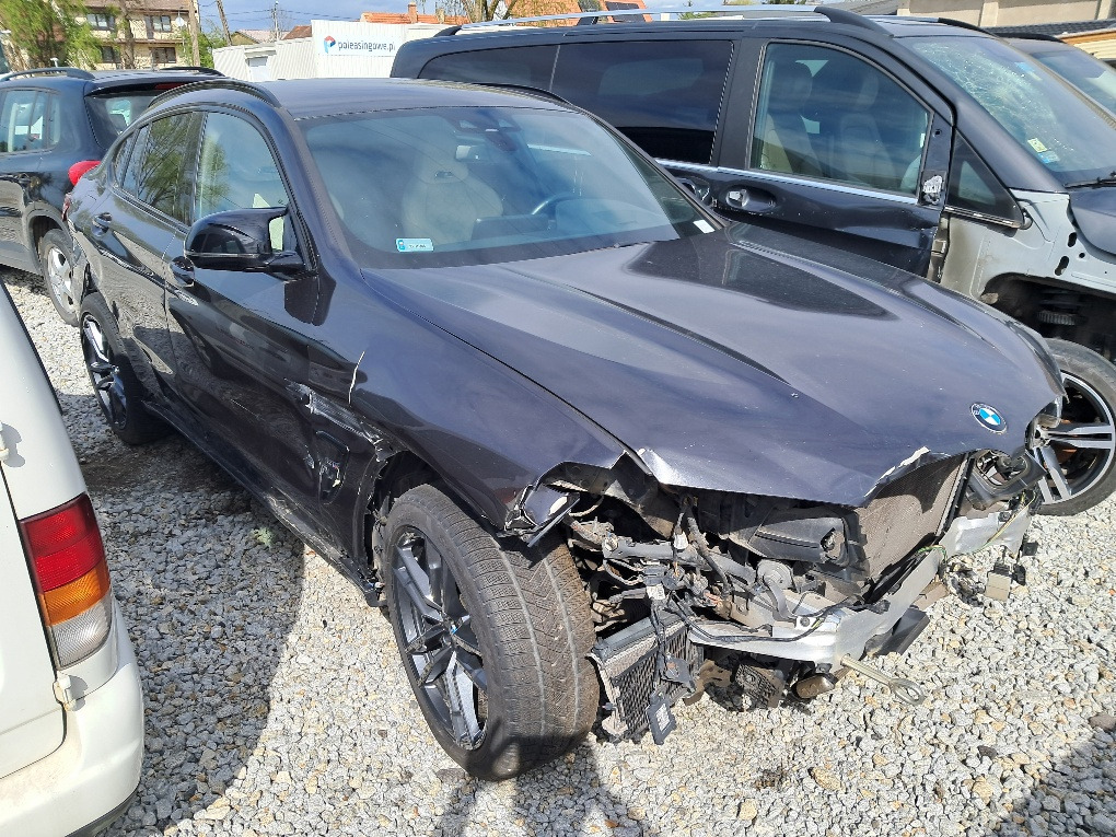BMW X4 M COMPETITION SUV - SUV: bilde 1 BMW X4 M COMPETITION SUV - SUV: bilde 1