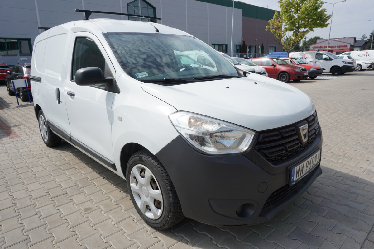 DACIA DOKKER FURGON BLASZAK - Kassebil: bilde 1 DACIA DOKKER FURGON BLASZAK - Kassebil: bilde 1