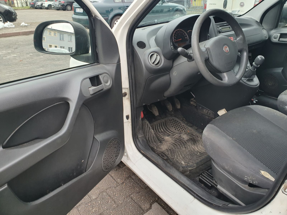 FIAT PANDA HATCHBACK - Hatchback: bilde 5 FIAT PANDA HATCHBACK - Hatchback: bilde 5