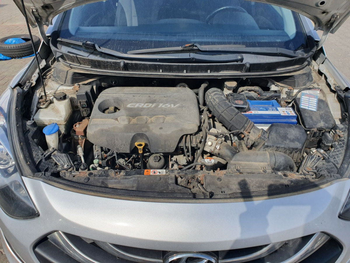 Personenbil HYUNDAI I30 KOMBI: bilde 15