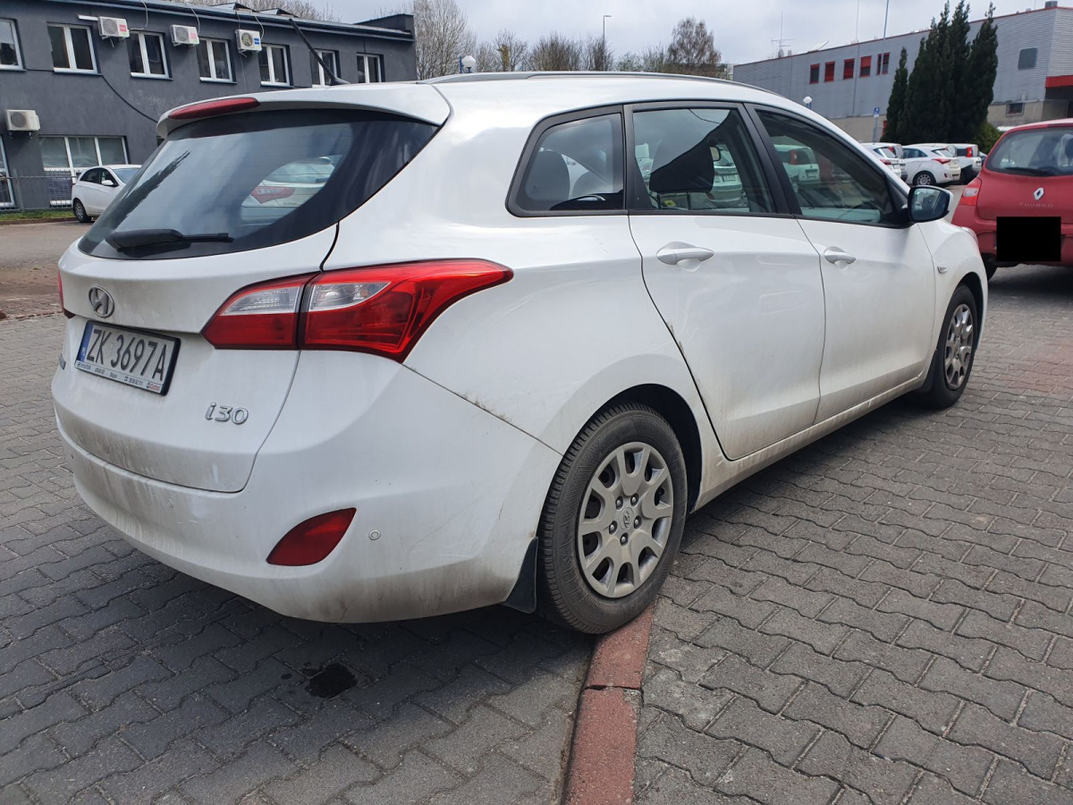 HYUNDAI I30 KOMBI - Personenbil: bilde 3 HYUNDAI I30 KOMBI - Personenbil: bilde 3