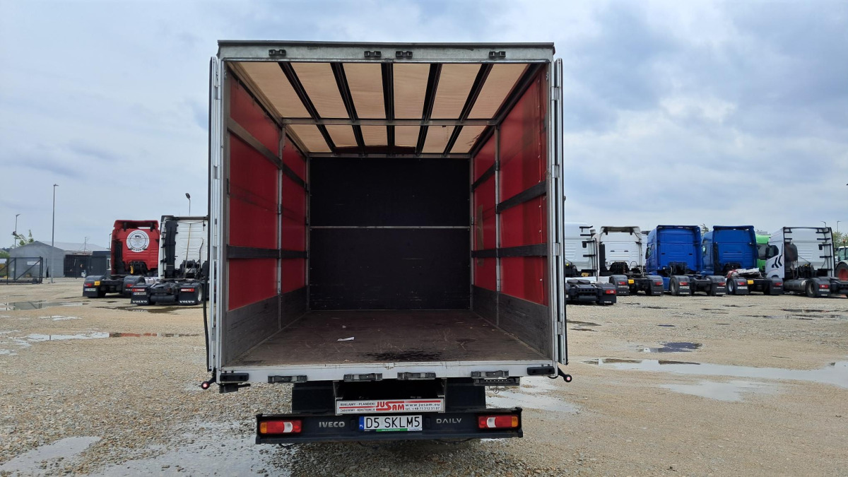 IVECO 50C18 PLANDEKA - Varebil med kapell: bilde 4 IVECO 50C18 PLANDEKA - Varebil med kapell: bilde 4