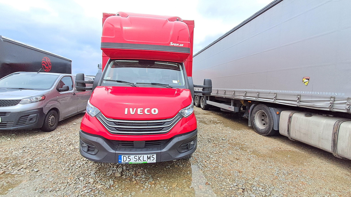 IVECO 50C18 PLANDEKA - Varebil med kapell: bilde 2 IVECO 50C18 PLANDEKA - Varebil med kapell: bilde 2
