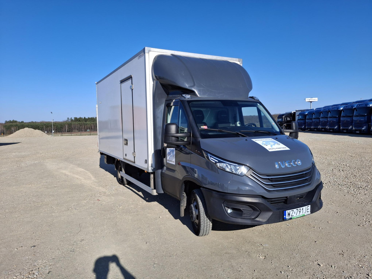 IVECO DAILY 50C18 KONTENER Z WINDĄ - Skapbil: bilde 1 IVECO DAILY 50C18 KONTENER Z WINDĄ - Skapbil: bilde 1