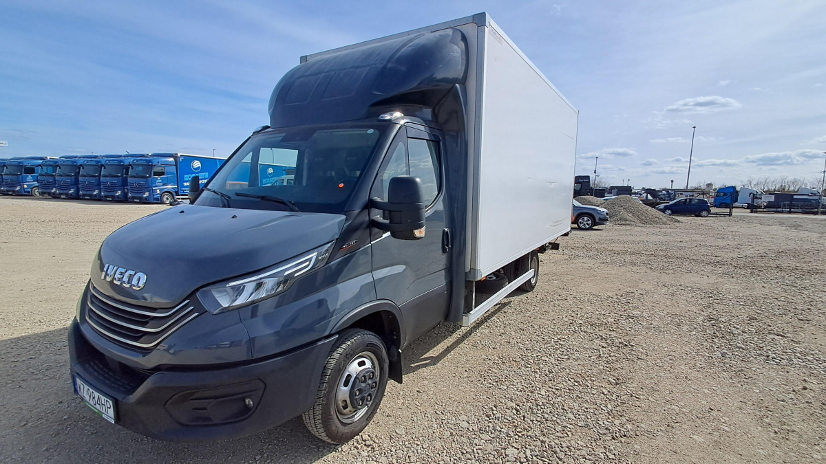 IVECO DAILY 50C18 KONTENER Z WINDĄ - Varebil med skap: bilde 3 IVECO DAILY 50C18 KONTENER Z WINDĄ - Varebil med skap: bilde 3