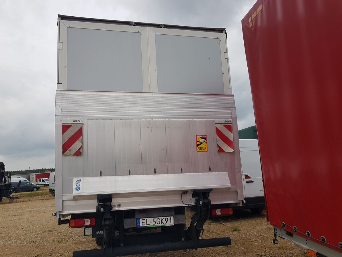 IVECO DAILY PLANDEKA Z WINDĄ - Varebil med kapell: bilde 5 IVECO DAILY PLANDEKA Z WINDĄ - Varebil med kapell: bilde 5