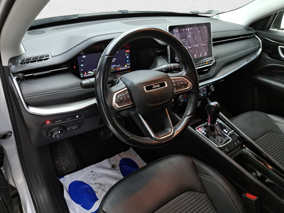SUV JEEP COMPASS SUV: bilde 12