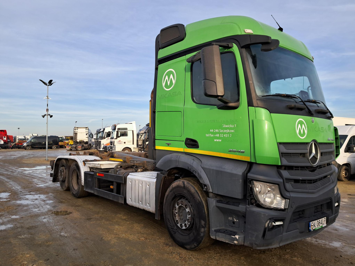 MERCEDES BENZ ACTROS HAKOWIEC - Krokbil: bilde 1 MERCEDES BENZ ACTROS HAKOWIEC - Krokbil: bilde 1