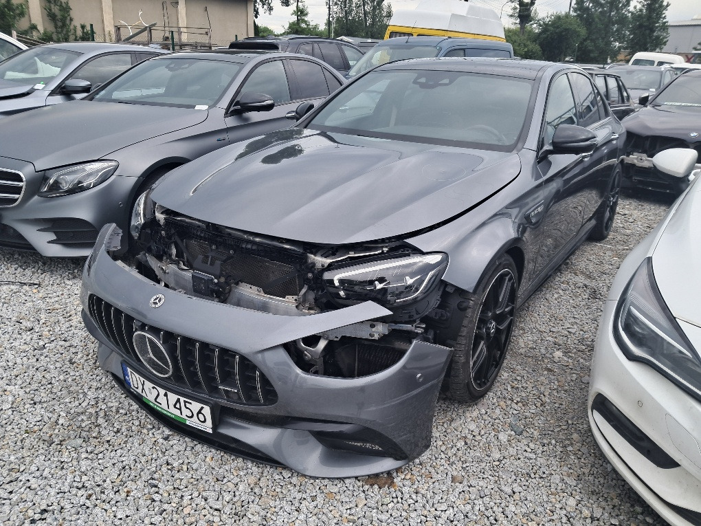 MERCEDES BENZ AMG E63S SEDAN - Sedan: bilde 3 MERCEDES BENZ AMG E63S SEDAN - Sedan: bilde 3