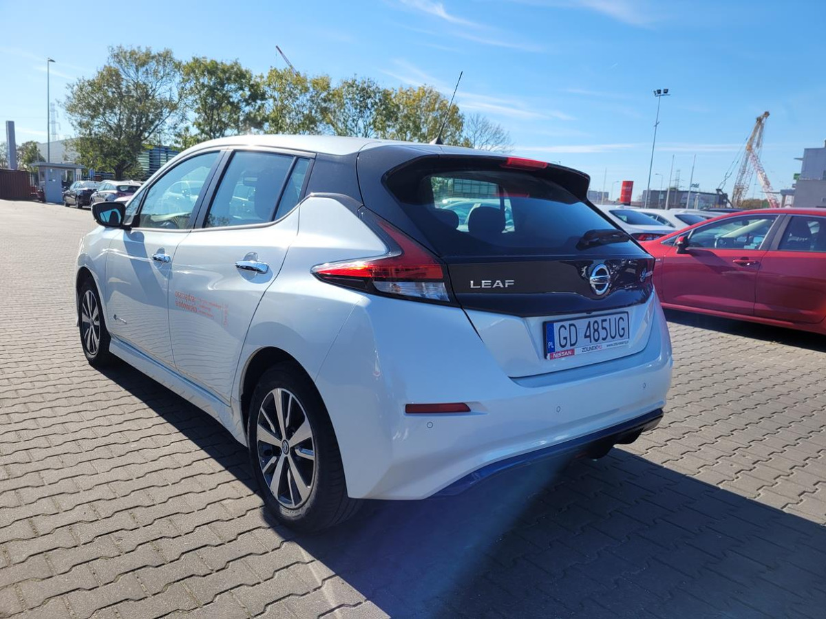 NISSAN LEAF HATCHBACK - Personenbil: bilde 4 NISSAN LEAF HATCHBACK - Personenbil: bilde 4