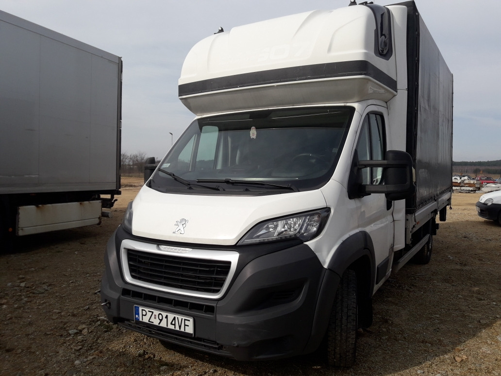 PEUGEOT BOXER PLANDEKA - Varebil med kapell: bilde 2 PEUGEOT BOXER PLANDEKA - Varebil med kapell: bilde 2