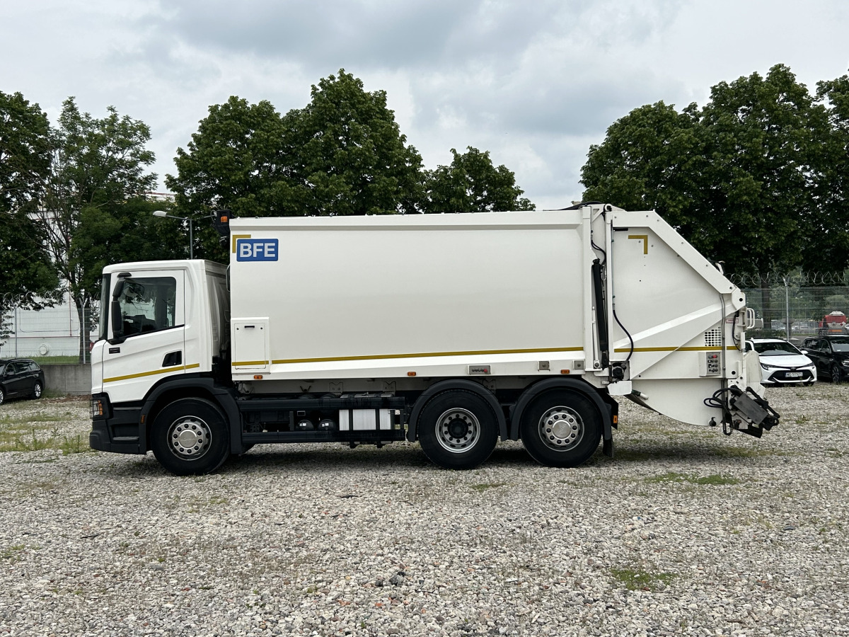 SCANIA P 320 WYWÓZ ŚMIECI - Søppelbil: bilde 4 SCANIA P 320 WYWÓZ ŚMIECI - Søppelbil: bilde 4