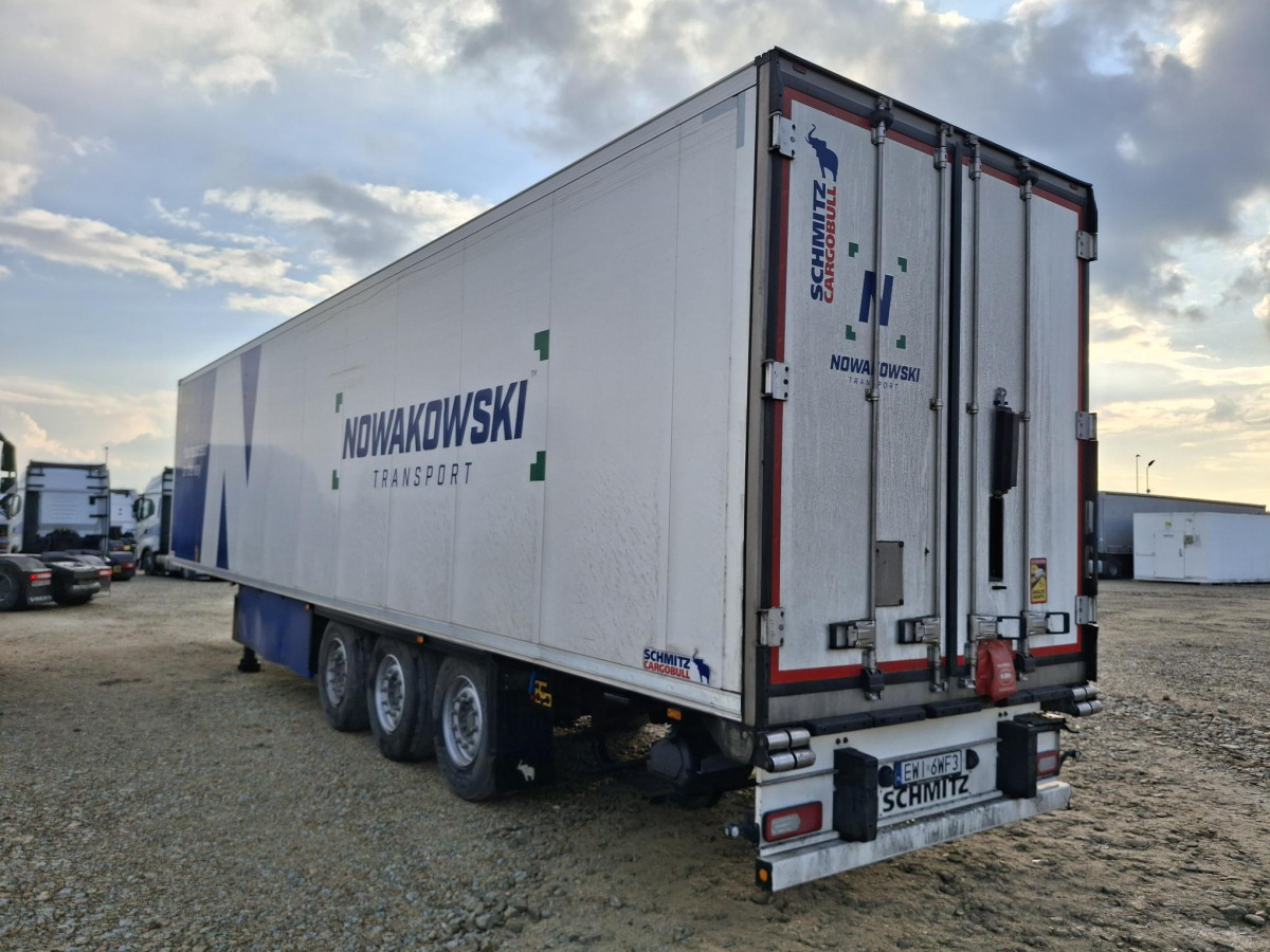 SCHMITZ CARGOBULL SCB*S3B IZOTERMA - Isotermisk tilhenger: bilde 3 SCHMITZ CARGOBULL SCB*S3B IZOTERMA - Isotermisk tilhenger: bilde 3