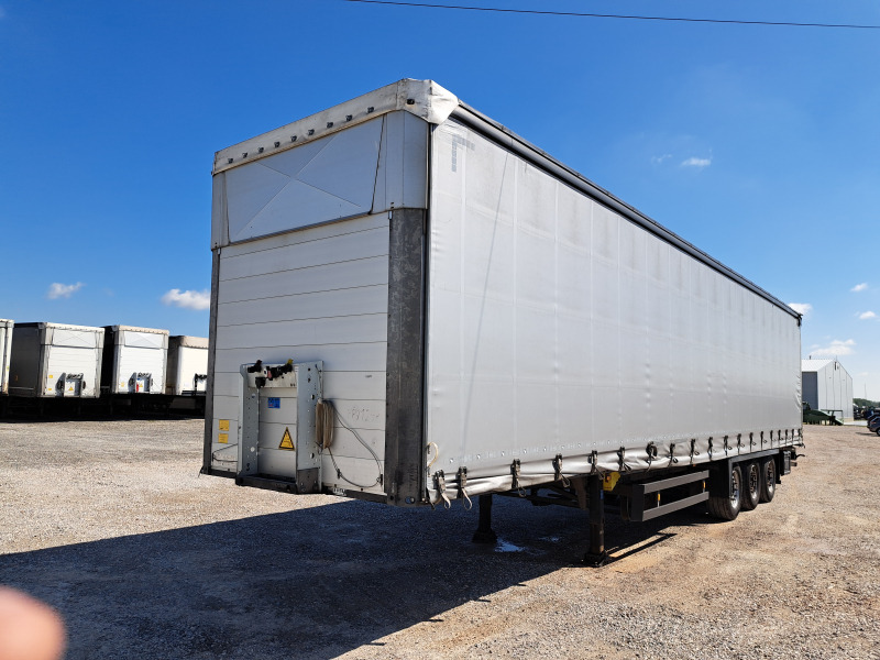 SCHMITZ CARGOBULL SCB S3T FIRANA - Kapellhenger: bilde 1 SCHMITZ CARGOBULL SCB S3T FIRANA - Kapellhenger: bilde 1