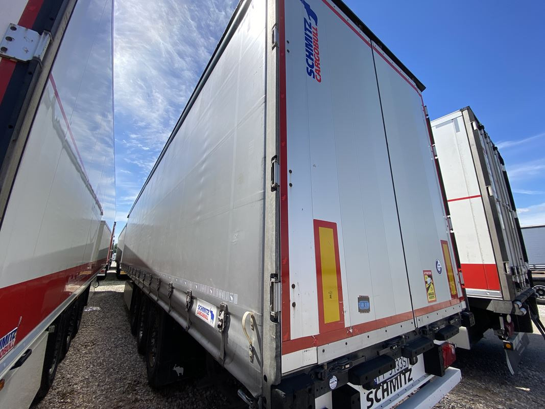 SCHMITZ CARGOBULL SCB S3T FIRANA - Kapellhenger: bilde 3 SCHMITZ CARGOBULL SCB S3T FIRANA - Kapellhenger: bilde 3