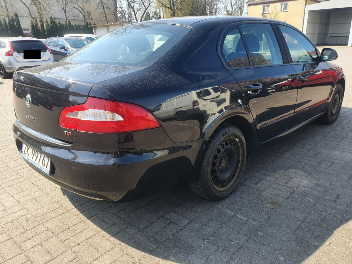 SKODA SUPERB SEDAN - Sedan: bilde 4 SKODA SUPERB SEDAN - Sedan: bilde 4