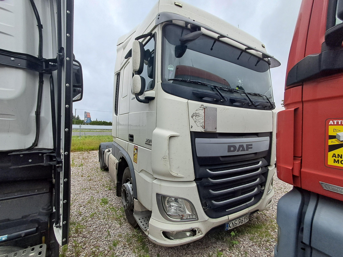 DAF XF 460 CIĄGNIK SIODŁOWY - Trekkvogn: bilde 1 DAF XF 460 CIĄGNIK SIODŁOWY - Trekkvogn: bilde 1