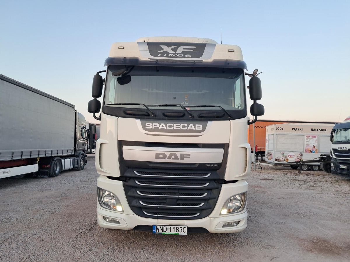 DAF XF 460 FT CIĄGNIK SIODŁOWY - Trekkvogn: bilde 3 DAF XF 460 FT CIĄGNIK SIODŁOWY - Trekkvogn: bilde 3