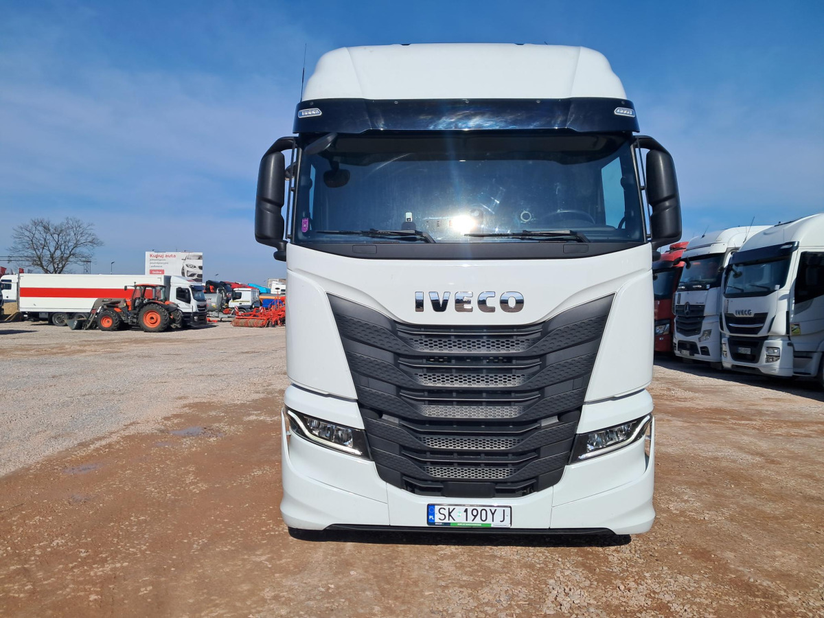 IVECO AS440ST/FP LT CIĄGNIK SIODŁOWY - Trekkvogn: bilde 4 IVECO AS440ST/FP LT CIĄGNIK SIODŁOWY - Trekkvogn: bilde 4