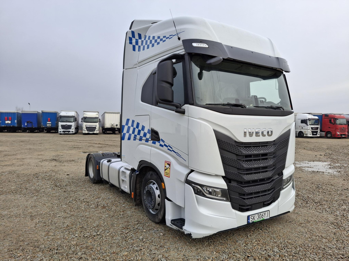IVECO AS440ST/FP LT CIĄGNIK SIODŁOWY - Trekkvogn: bilde 1 IVECO AS440ST/FP LT CIĄGNIK SIODŁOWY - Trekkvogn: bilde 1