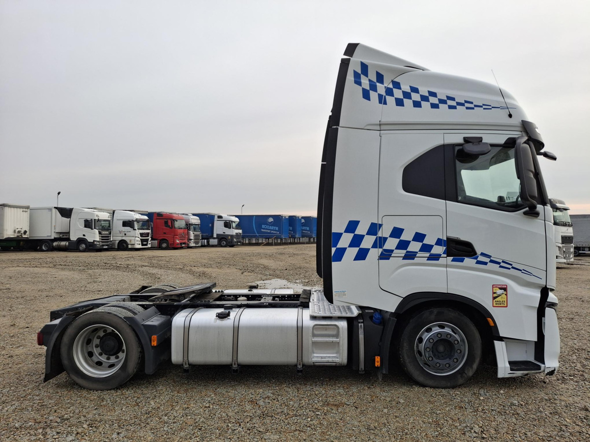 IVECO AS440ST/FP LT CIĄGNIK SIODŁOWY - Trekkvogn: bilde 4 IVECO AS440ST/FP LT CIĄGNIK SIODŁOWY - Trekkvogn: bilde 4
