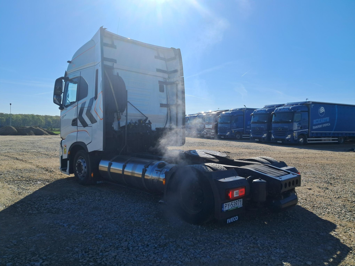 IVECO AS440ST/FP LT LNG CIĄGNIK SIODŁOWY - Trekkvogn: bilde 5 IVECO AS440ST/FP LT LNG CIĄGNIK SIODŁOWY - Trekkvogn: bilde 5