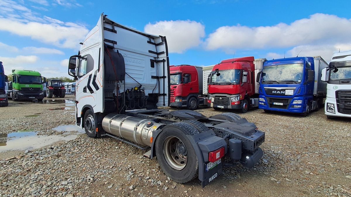 IVECO AS440ST/FP LT LNG CIĄGNIK SIODŁOWY - Trekkvogn: bilde 5 IVECO AS440ST/FP LT LNG CIĄGNIK SIODŁOWY - Trekkvogn: bilde 5